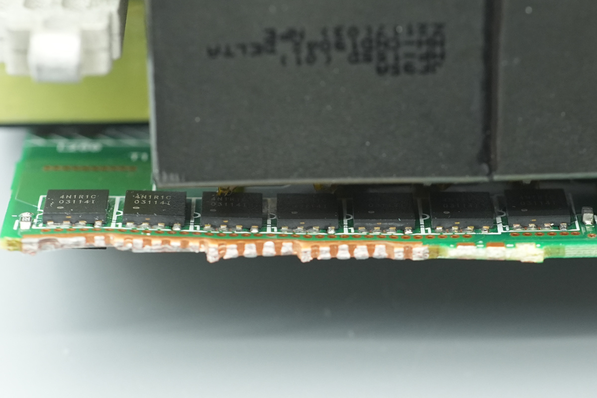 Teardown of the Delta 3000W SiC Server PSU (DPS-3000AB-22A)-Chargerlab