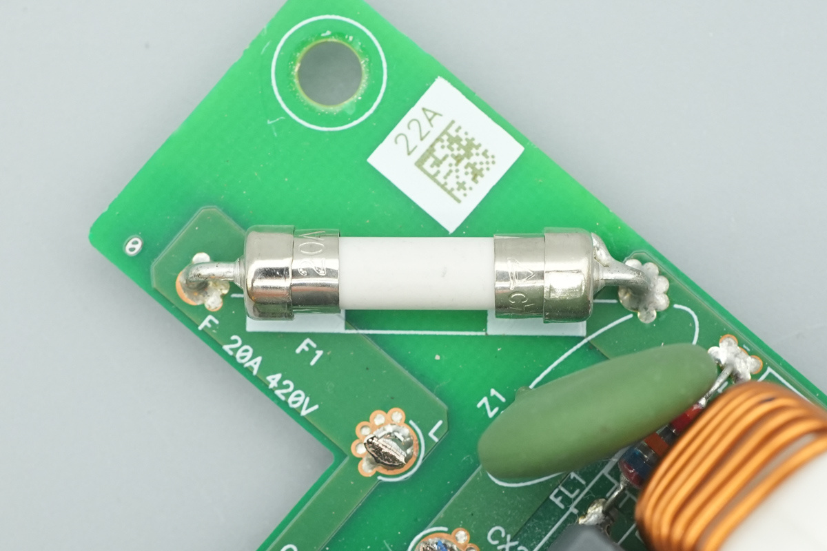 Teardown of the Delta 3000W SiC Server PSU (DPS-3000AB-22A)-Chargerlab
