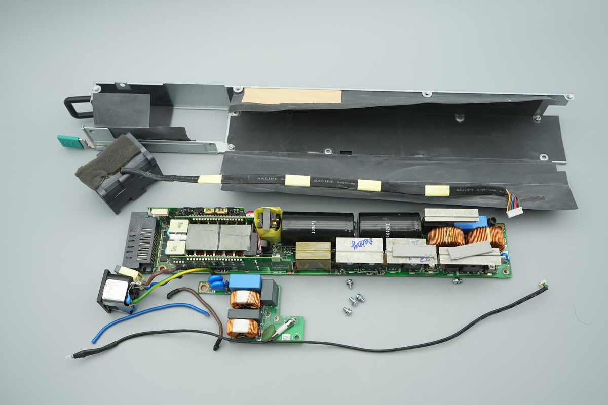 Teardown of the Delta 3000W SiC Server PSU (DPS-3000AB-22A)-Chargerlab