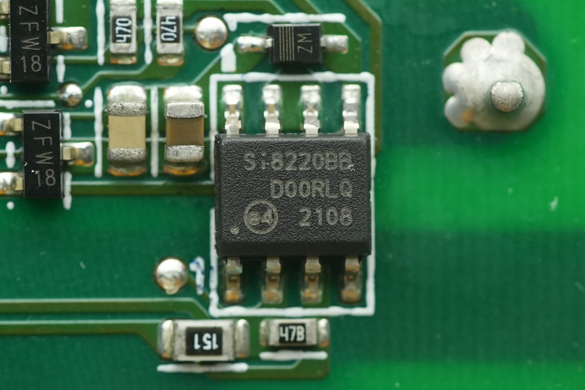 Teardown of the Delta 3000W SiC Server PSU (DPS-3000AB-22A)-Chargerlab
