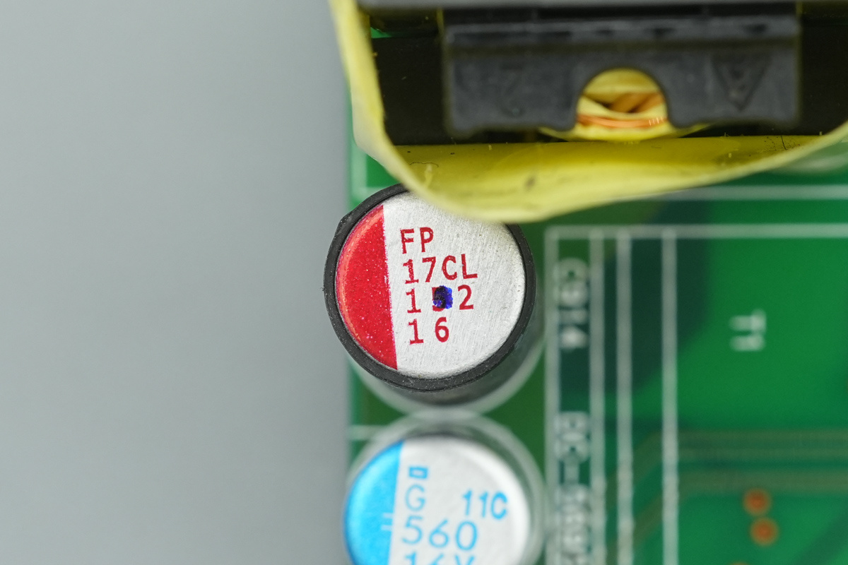 Teardown of the Delta 3000W SiC Server PSU (DPS-3000AB-22A)-Chargerlab