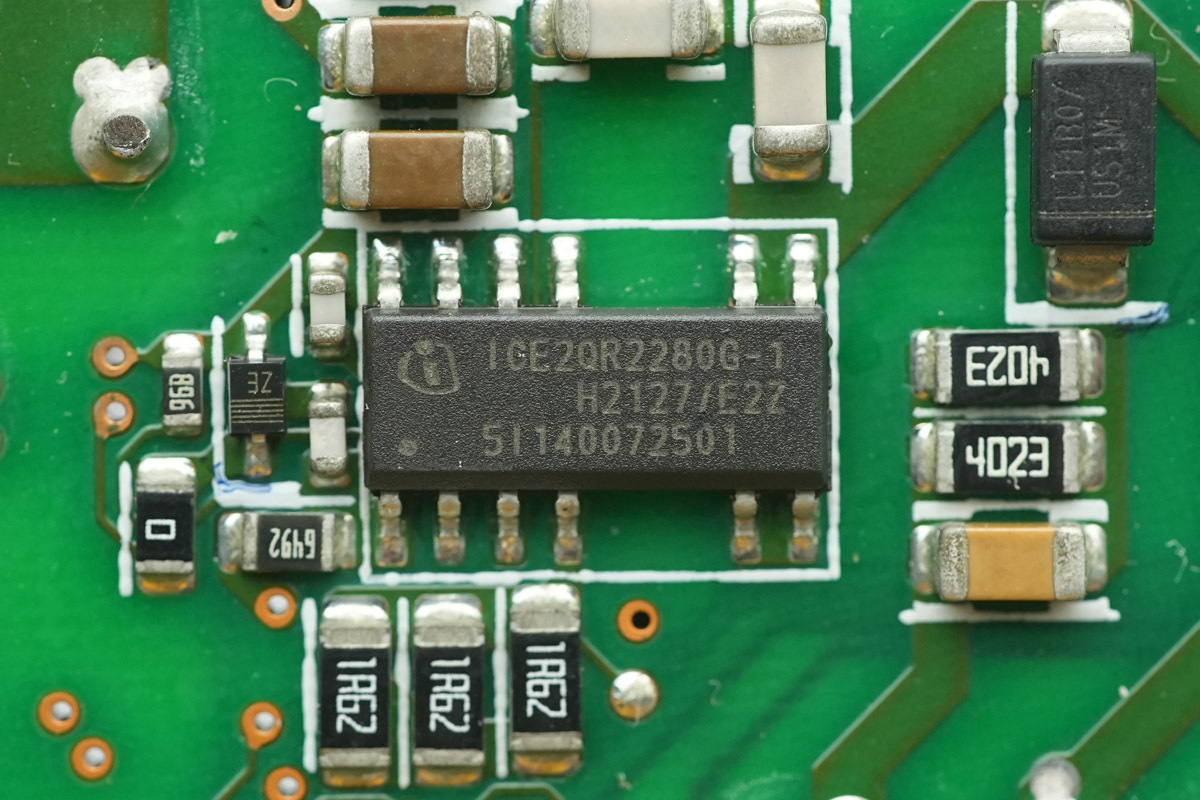 Teardown of the Delta 3000W SiC Server PSU (DPS-3000AB-22A)-Chargerlab