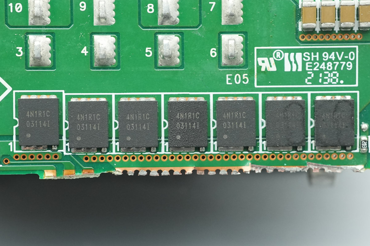 Teardown of the Delta 3000W SiC Server PSU (DPS-3000AB-22A)-Chargerlab