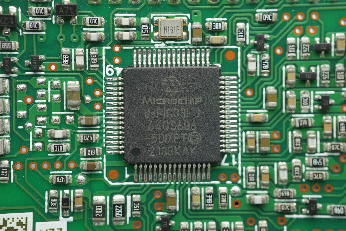 Teardown of the Delta 3000W SiC Server PSU (DPS-3000AB-22A)-Chargerlab