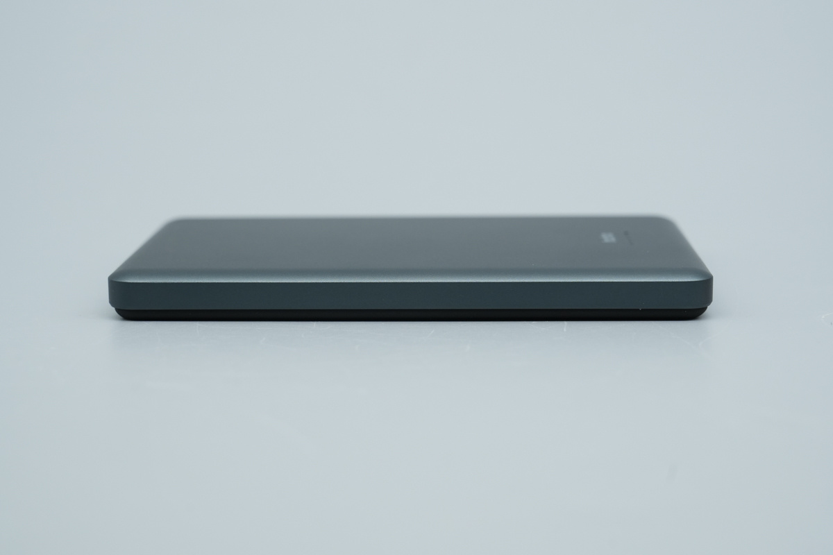 Teardown of the haha TRAVEL Ultra Slim Magnetic Wireless Powerbank 5000mAh-Chargerlab