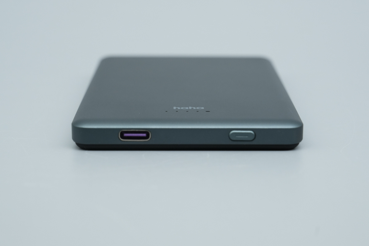 Teardown of the haha TRAVEL Ultra Slim Magnetic Wireless Powerbank 5000mAh-Chargerlab