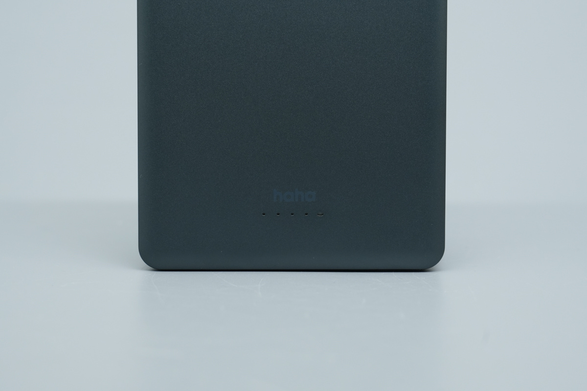 Teardown of the haha TRAVEL Ultra Slim Magnetic Wireless Powerbank 5000mAh-Chargerlab