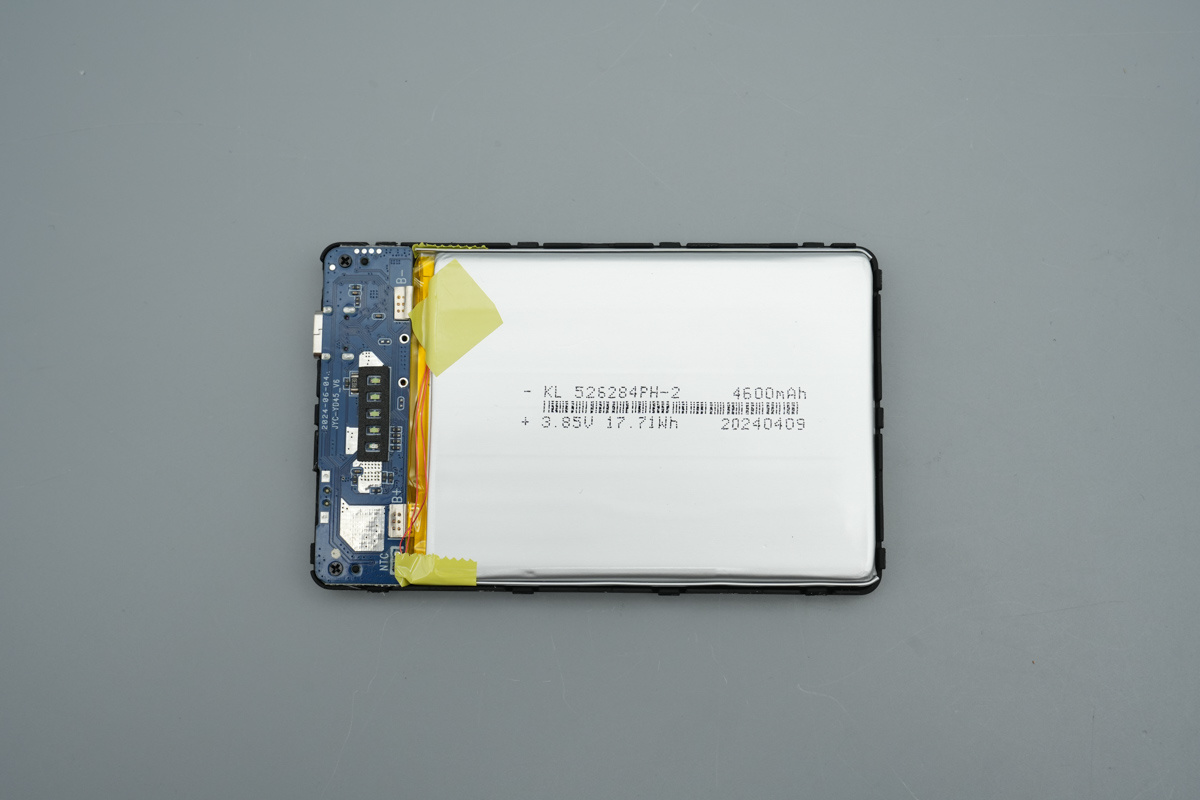 Teardown of the haha TRAVEL Ultra Slim Magnetic Wireless Powerbank 5000mAh-Chargerlab