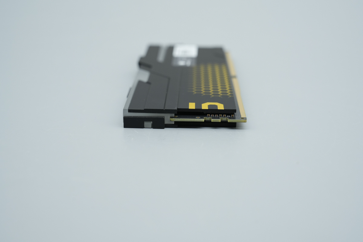 Teardown of the Acer Predator Hermes DDR5 6000 C28 16GB×2 Memory Kit-Chargerlab