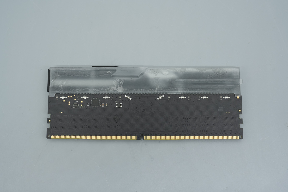 Teardown of the Acer Predator Hermes DDR5 6000 C28 16GB×2 Memory Kit-Chargerlab