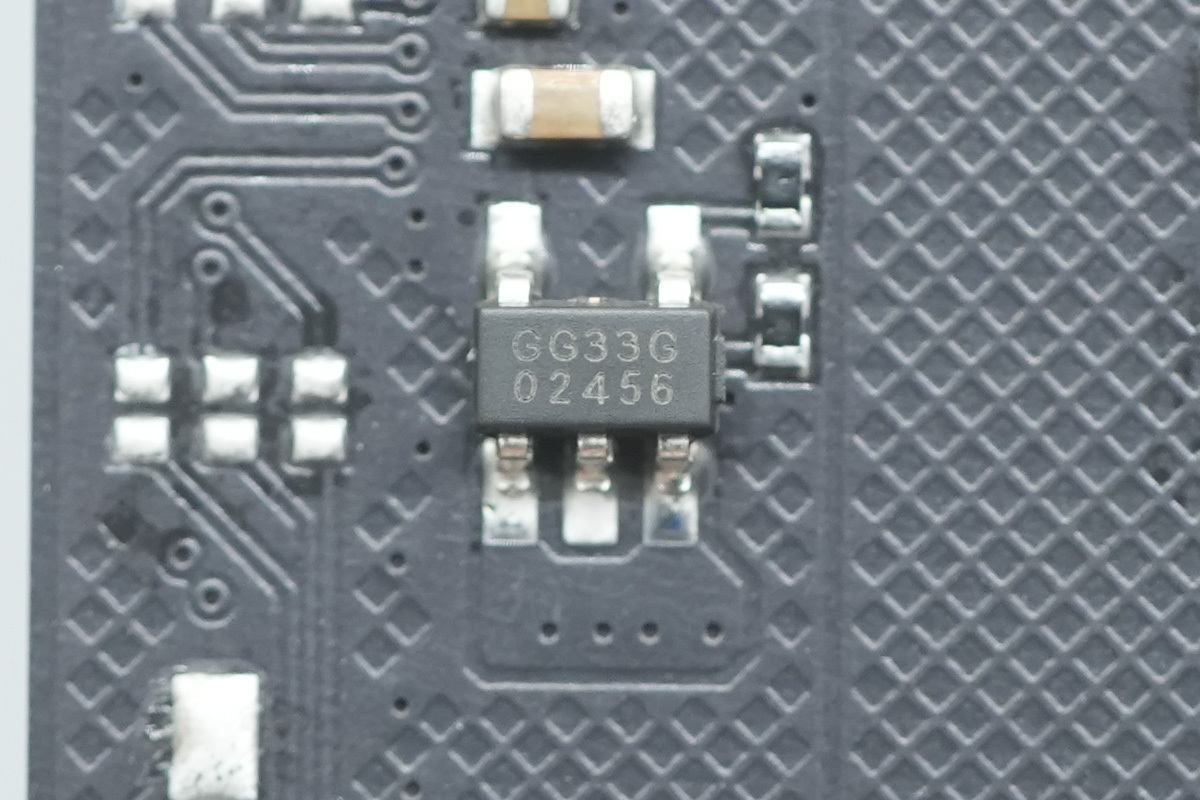 Teardown of the Acer Predator Hermes DDR5 6000 C28 16GB×2 Memory Kit-Chargerlab