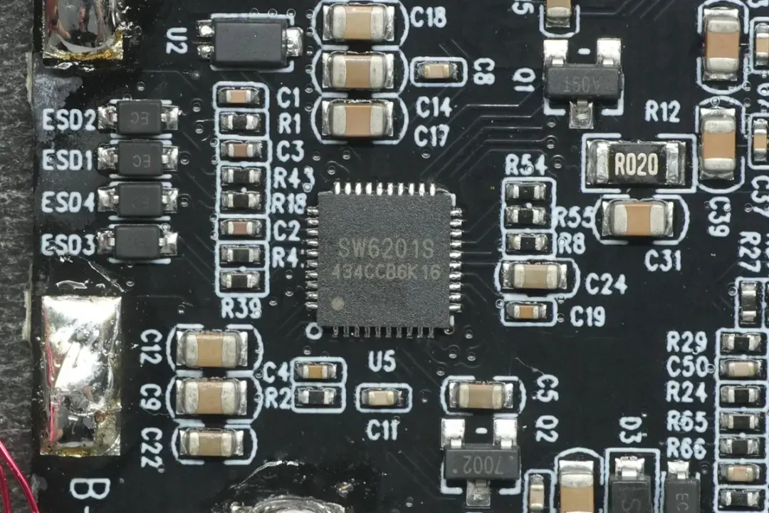 iSmartWare SW6201S Multi-Protocol Two-Way Fast Charge Power Bank SoC Powers Diverse Terminal Ecosystems-Chargerlab