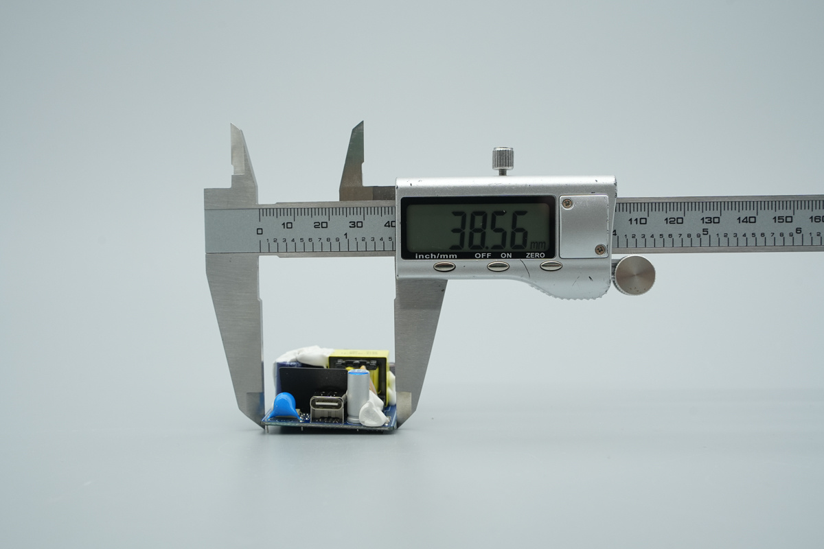 Teardown of the UGREEN 30W USB-C GaN Fast Charger-Chargerlab