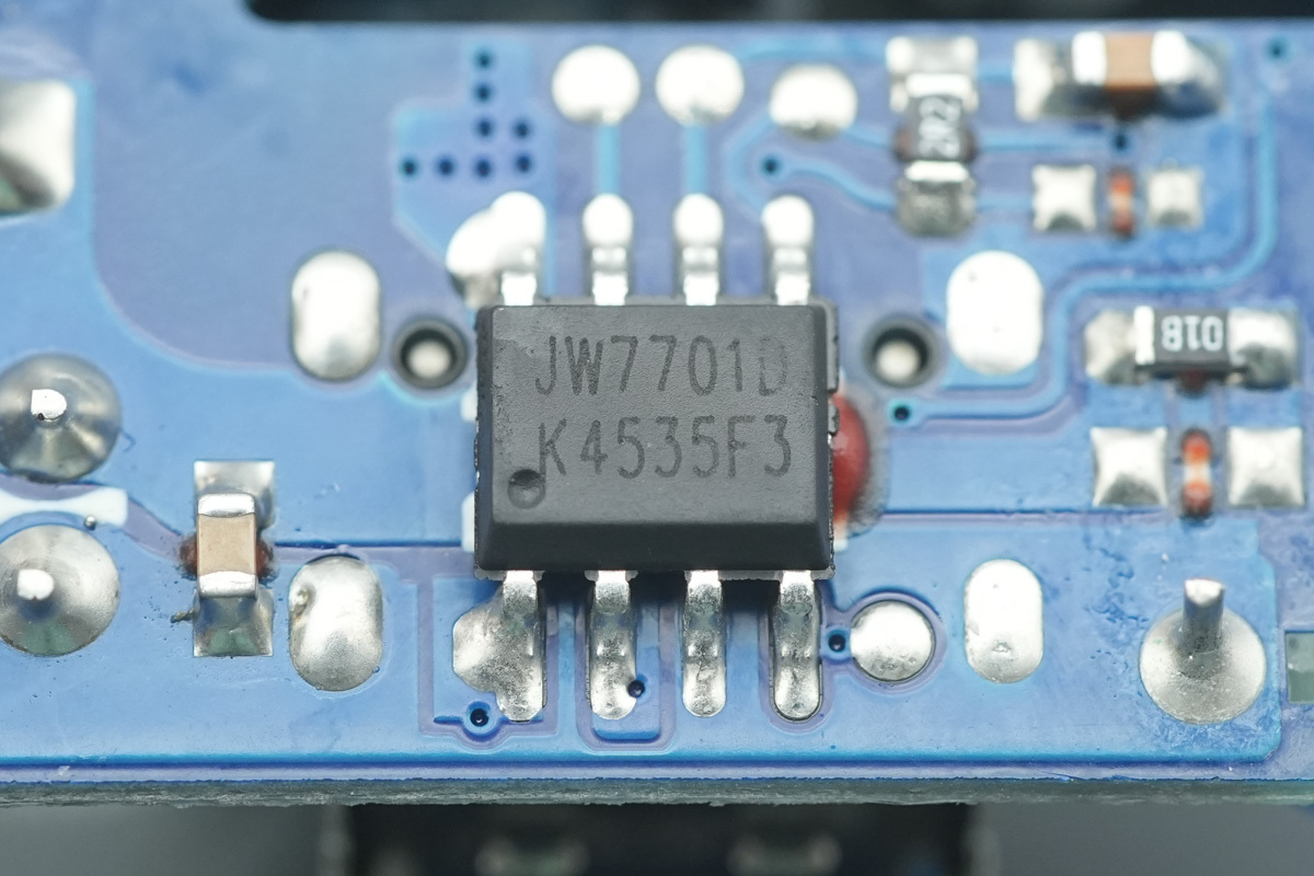 Teardown of the UGREEN 30W USB-C GaN Fast Charger-Chargerlab