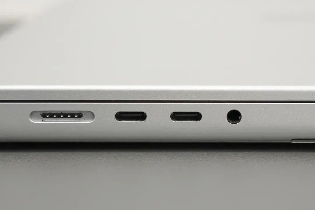 Powering a New Era | How EU Regulations Are Disrupting the Laptop Charger Market-Chargerlab