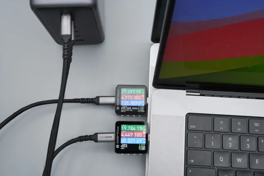 UGREEN Unveils 500W GaN Desktop Charging Station-Chargerlab