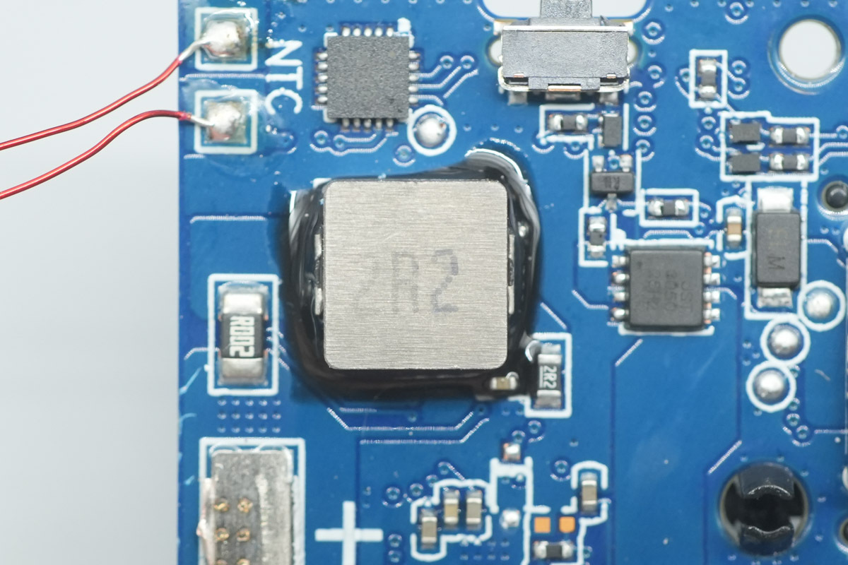 Teardown of the Xiaomi Built-in Cable Power Bank 20000mAh 22.5W 2026-Chargerlab