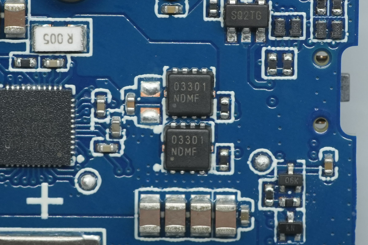 Teardown of the Xiaomi Built-in Cable Power Bank 20000mAh 22.5W 2026-Chargerlab